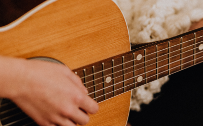 Gitarrenunterricht für alle Altersgruppen und Niveaus!